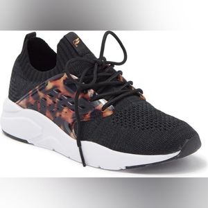 Fabletics zuma 7 sneakers